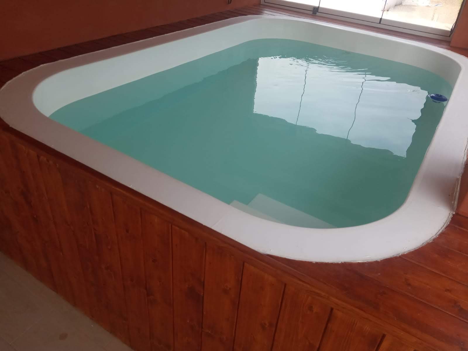 Mini piscinas elevadas para terrazas
