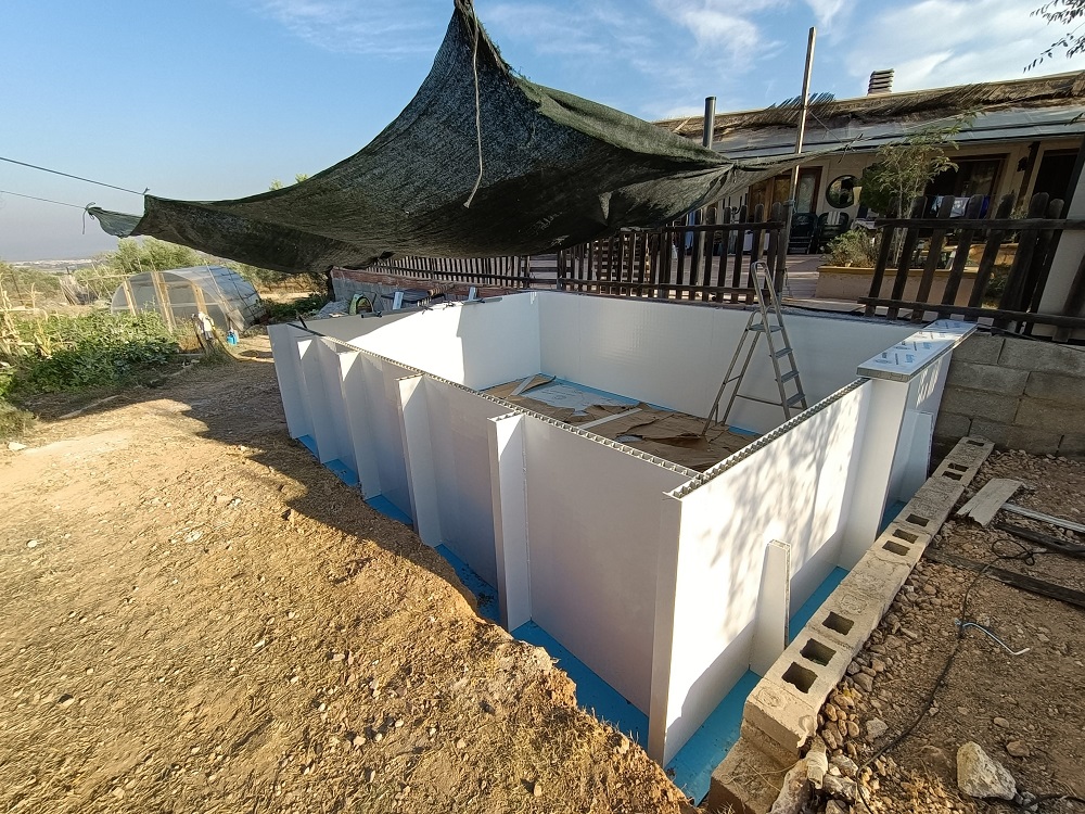 piscinas de superficie modernas