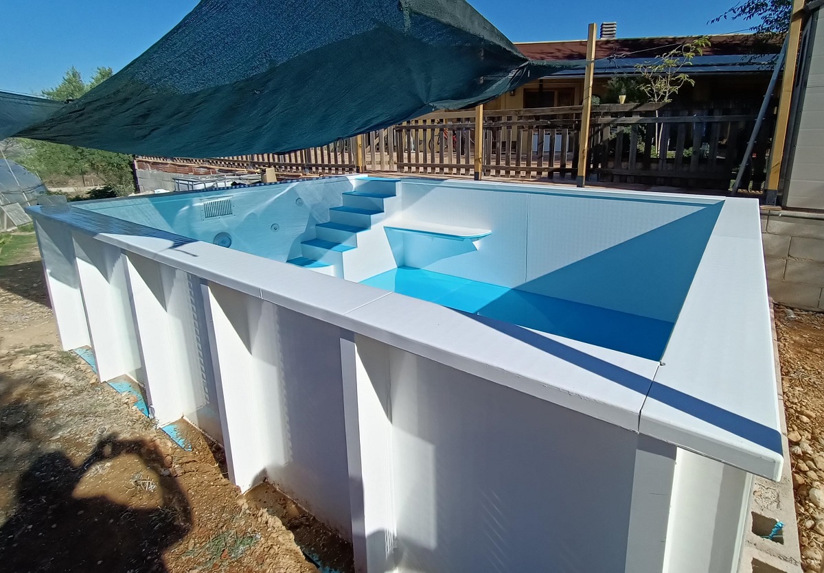 piscinas de superficie modernas