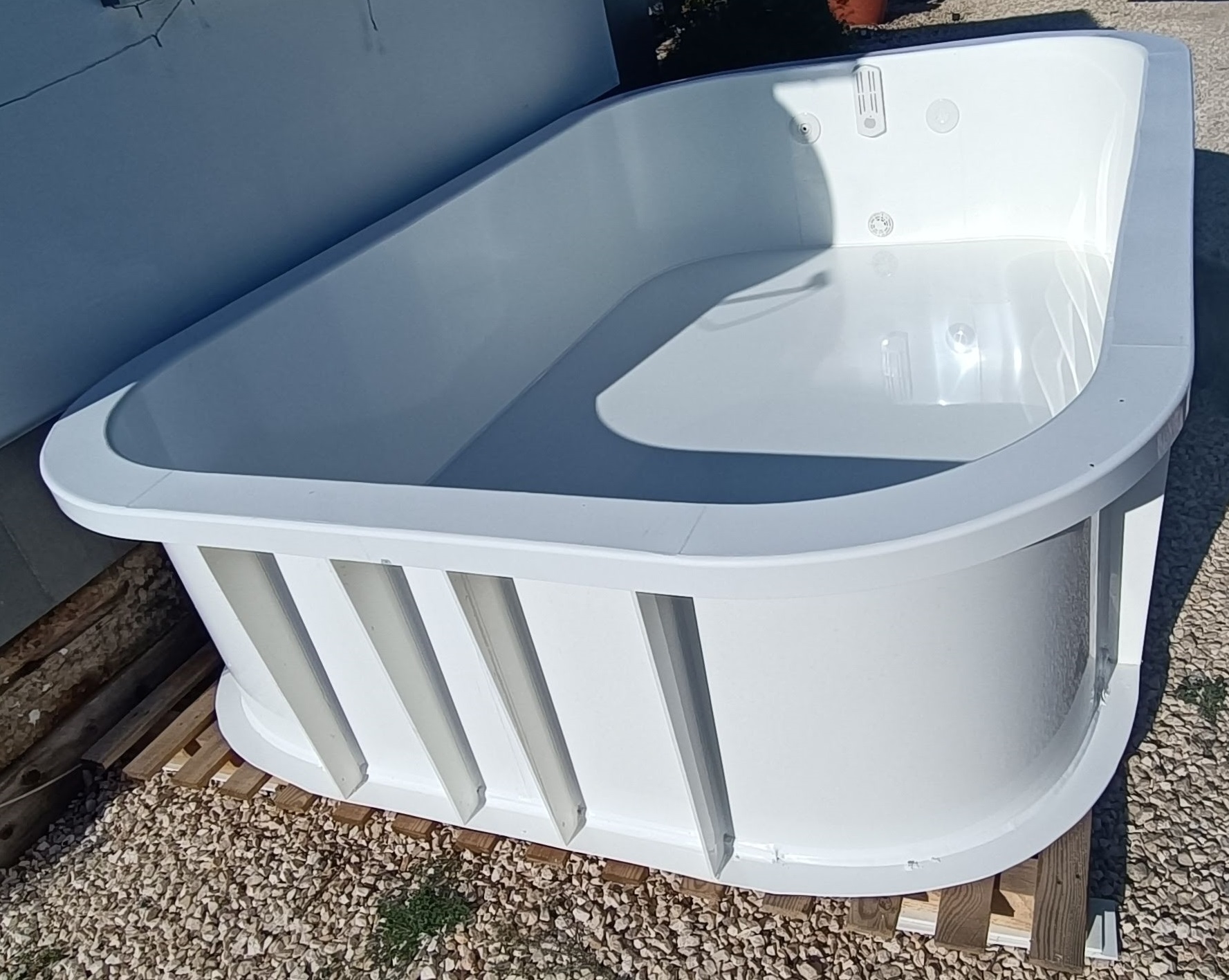 Mini piscinas elevadas para terrazas